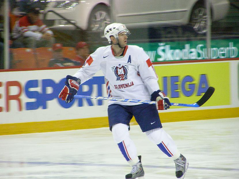 2008 gada čempionāts Autors: Fosilija Iepazīsti Slovēnijas hokeja izlasi.
