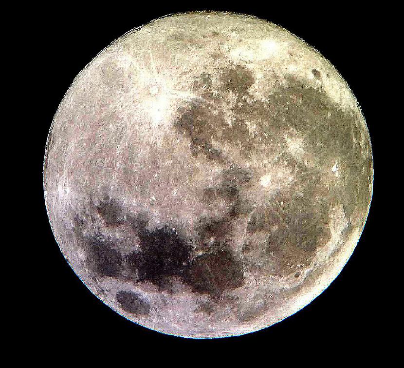 Vienīgā apstrādātā fotogrāfija... Autors: Fosilija Saule, mēness un citas bildes