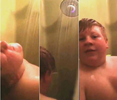 Vienkārscaroni... Autors: DaceYo Vecāki beidzot noskaidro, kāpēc dēls tik ilgi uzkavējas dušā
