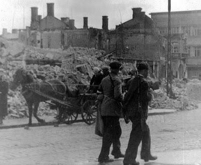 Lielā iela 1941 gada vasarā... Autors: DaceYo Liepāja Otrā pasaules kara laikā