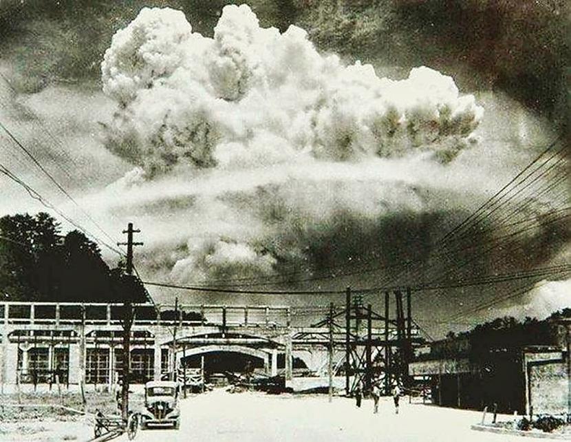 Nagasaki 20 minūtes pēc... Autors: sfinksa Vēsturiski mirkļi no cita skatu punkta