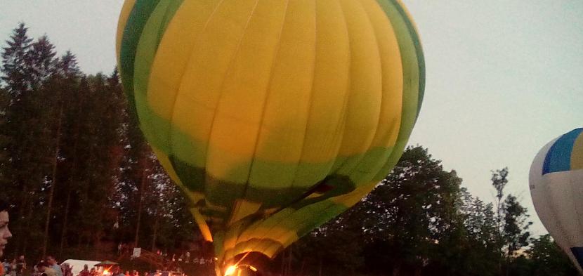  Autors: exkluzīvais Gaisa balonu spīdēšana