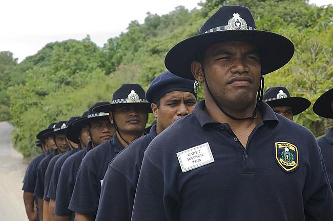 Nauru nav bruņotie spēki lai... Autors: Sulīgais Mandarīns Nauru - valsts bez galvaspilsētas