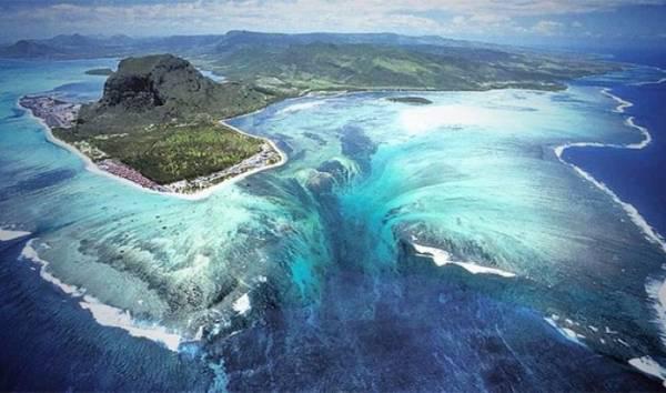 Straujā okeāna līmeņa maiņa... Autors: SākuDzīvi NoJauna 15 fantastiskas parādības, kas sastopamas uz mūsus zemes