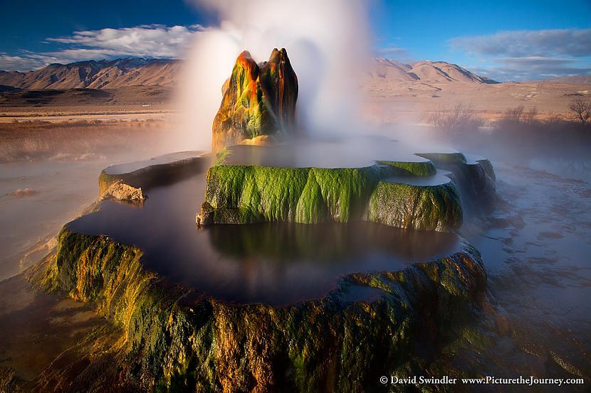 Zaļais geizers Nevadā Autors: Fosilija 10 dabas brīnumi. II daļa.
