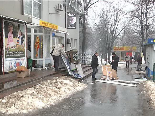 Sprādziens esot bijis tik... Autors: SnYx Ukrainā uzspridzina bankas automātu.