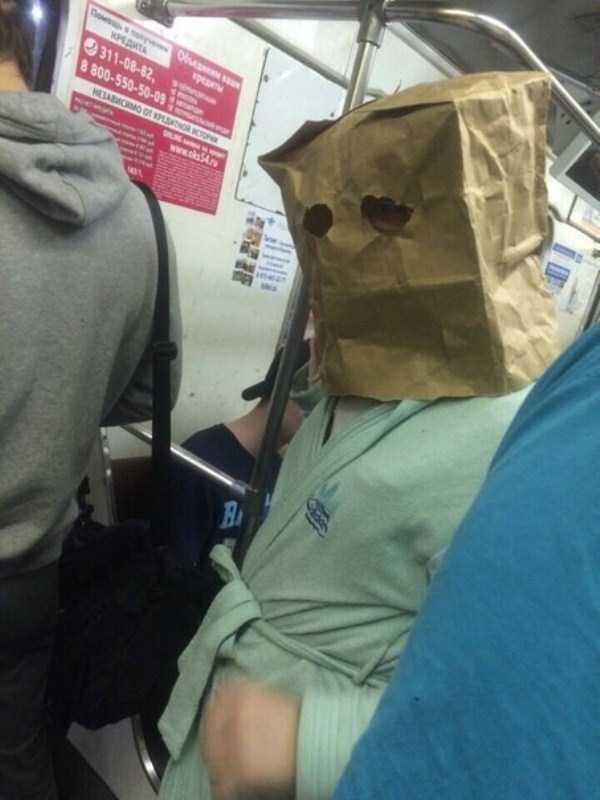  Autors: Fosilija Dīvaini cilvēki krievijas metro 2