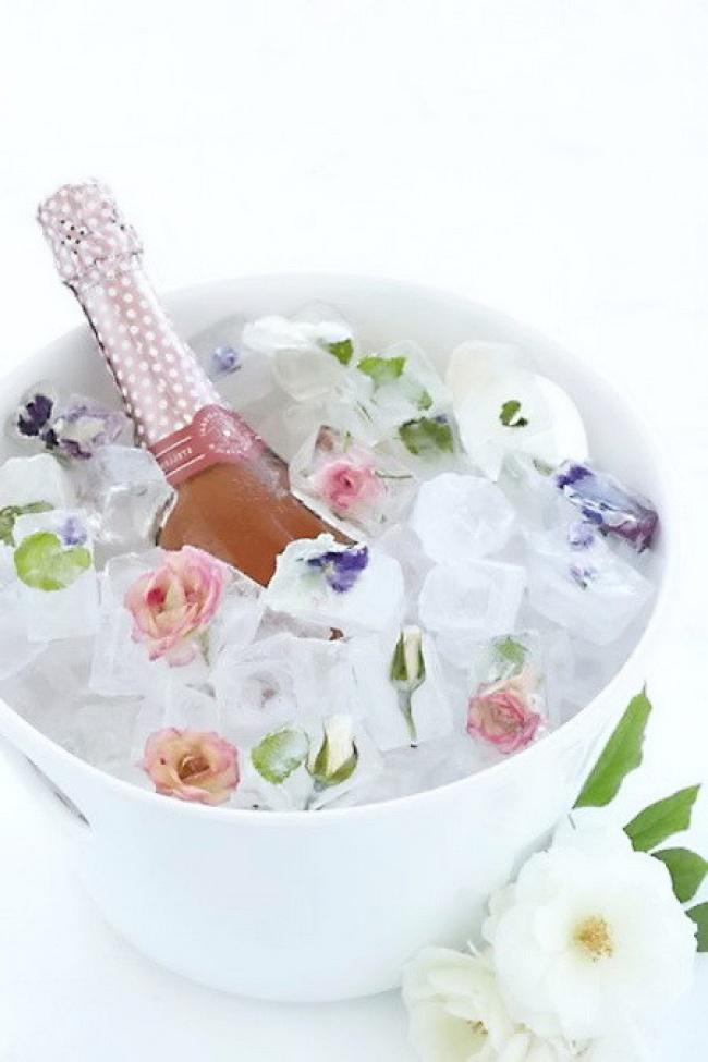 Sasaldētie ziedi   Romantisks... Autors: Lords Lanselots 17 veidi, kā izmantot ledus formiņu!!!