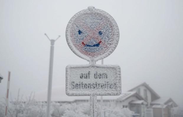 Scaronādi izskatās sasalusi... Autors: mezatrollis Auksti ir ne tikai Sibīrijā, bet arī Eiropā