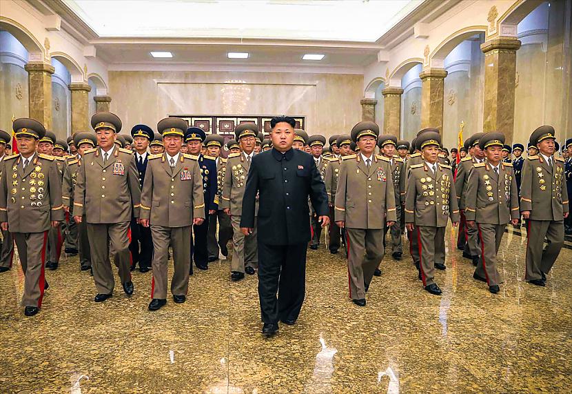 nbspDERĪGIE IZRAKTEŅIJa jums... Autors: Chinook Ziemeļkorejiešu bizness. No kurienes Kims Čenuns ņem naudu izpriecām?