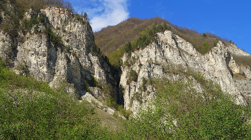 Tas ir Dai ūdenskritums Ja... Autors: Pēteris Vēciņš Šaroargunas aiza un vareno Čečenijas kalnu noslēpumi(Dižo vaina-hu zemes 4.daļa)