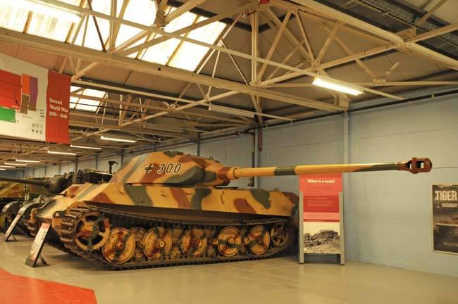 Tiger II vai Konigstiger ... Autors: DamnRiga Vācu tanki, kas pārdzīvojuši karu.