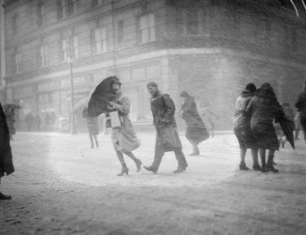 Sniega vētra bostonā 1930gads Autors: theFOUR Vēsture bildēs - 1. daļa.