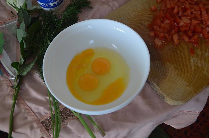 Pēc tam es iesitu vēl vienu... Autors: Bezvārdis Kanibāla brokastis (Sakromonte omlete)