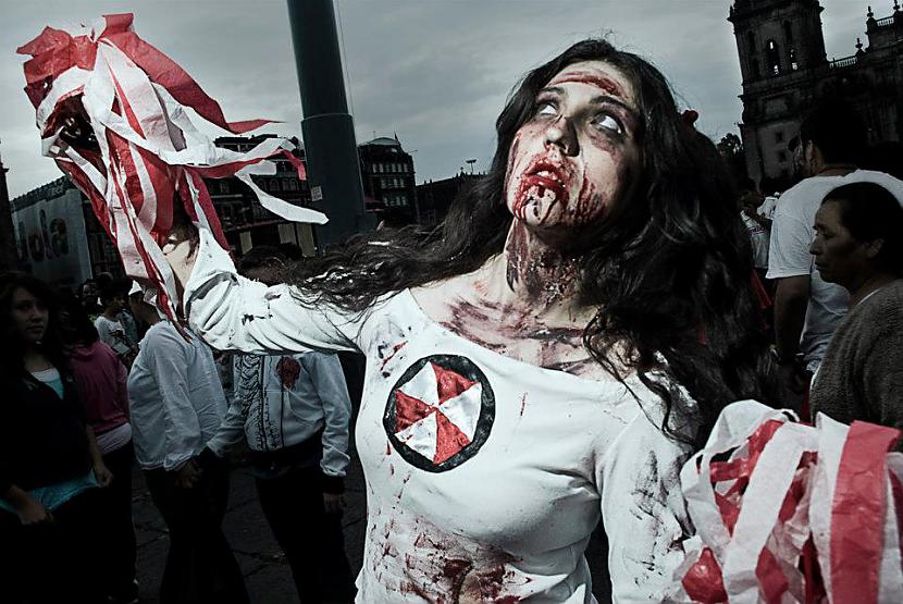 2 Būt kā zombijamVisās filmās... Autors: Čarizards 10 lietas, kas jādara, lai izdzīvotu zombiju apokalipsē