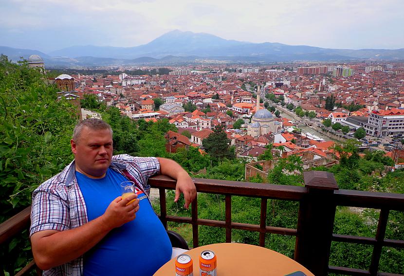 Izrādās ka scaronīs kafejnīcas... Autors: Pēteris Vēciņš Kosova 5. daļa: Kosovas tūrisma citadele - Prizrena