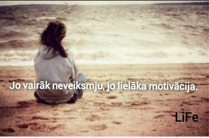  Autors: Fosilija Tekstiņi