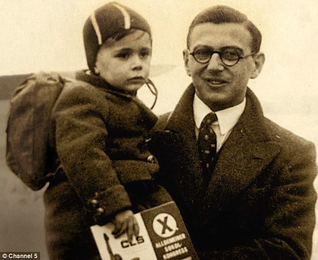 Scaronajā bildē viņscaron... Autors: Ķazis Nikolas Vintons - cilvēks, kurš izglāba 669 bērnus no nacistu holokausta