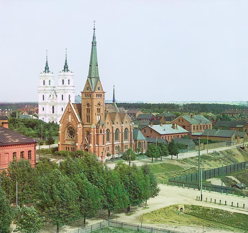 Daugavpils skats uz katoļu un... Autors: Foxdais Pasaule krāsās tad un tagad. 20. un 21. gadsimta pirmā dekāde.
