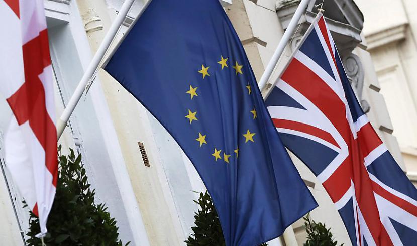  Autors: slida Bukmeikeri slēdz derības, vai Lielbritānija paliks ES