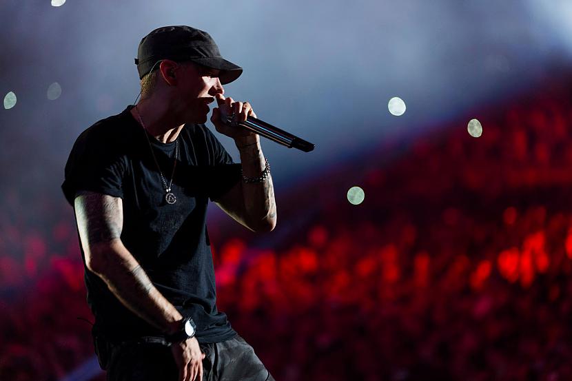 Ziniet kāpēc mēs vairs... Autors: bananchik Nedzirdēti fakti par Eminem. #1