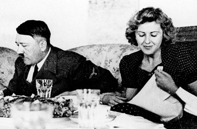 Viņa atteicās pamest Hitleru... Autors: Testu vecis Traģiski fakti par Hitlera sievu - Evu Braunu