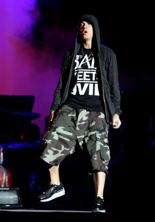 Pirmajās dienās kad tika... Autors: bananchik Nedzirdēti fakti par Eminem. #2
