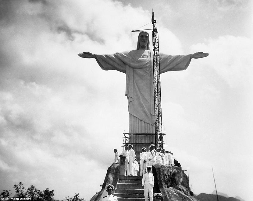 Statuju atklāja 1931 gada 12... Autors: matilde Kā radās viens no 7 pasaules brīnumiem: Kristus Pestītāja statuja Rio