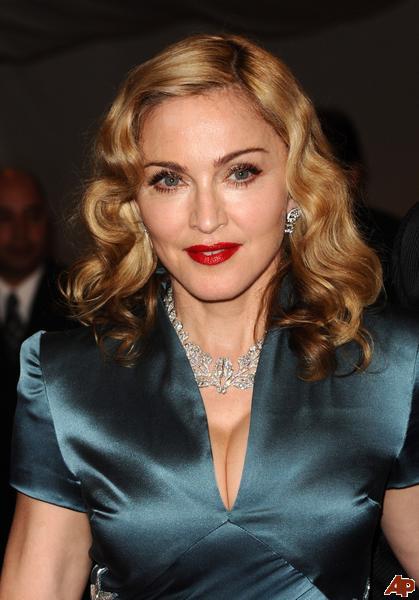 2011gads Autors: Testu vecis Kā novecojušas slavenības: Madonna