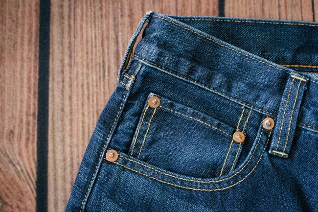Kniedes uz džinsām nav tikai... Autors: zeminem 14 ikdienišķu priekšmetu apslēptās pielietošanas iespējas. Zināji?