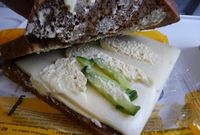 quotLufthansasquot siera un... Autors: Latvian Revenger Redzot šos ēdienos, ko pasniedz lidmašīnās, priecāsies, ka brauc ar mašīnu