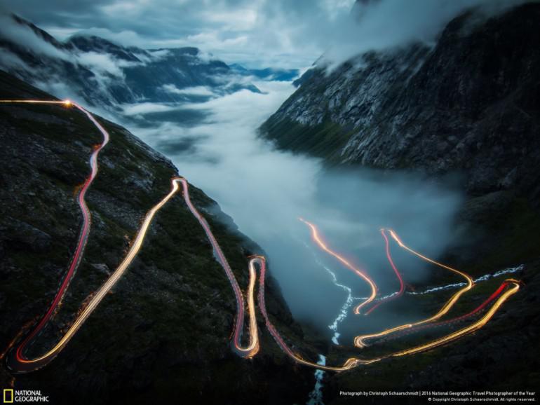 13Trollstigena Norvēģija Autors: 100 A 50 maģiskas fotogrāfijas no National Geographic ceļojumu foto konkursa!