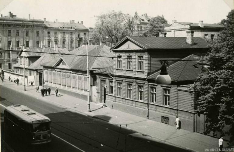 1966 gads Brīvības iela 75 un... Autors: 100 A 1960to gadu Rīga vēl neredzētās fotogrāfijās. 40 fantastiski kadri