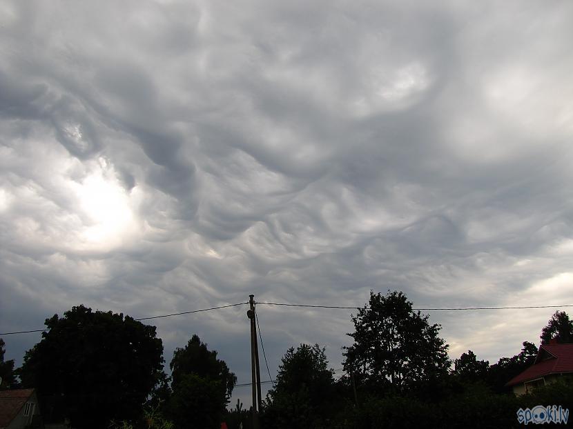 Jaunā mākoņu "suga" - Asperatus Undulatus ir novērota arī Latvijā