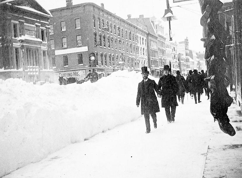 quotNew York Sunquot pēc... Autors: Lestets 1888. g. sniega vētra, kas pārvērta Ņujorku