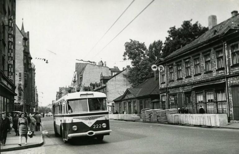 Brīvības iela 1963gadā blakus... Autors: Emchiks Rīga sešdesmitajos (2)
