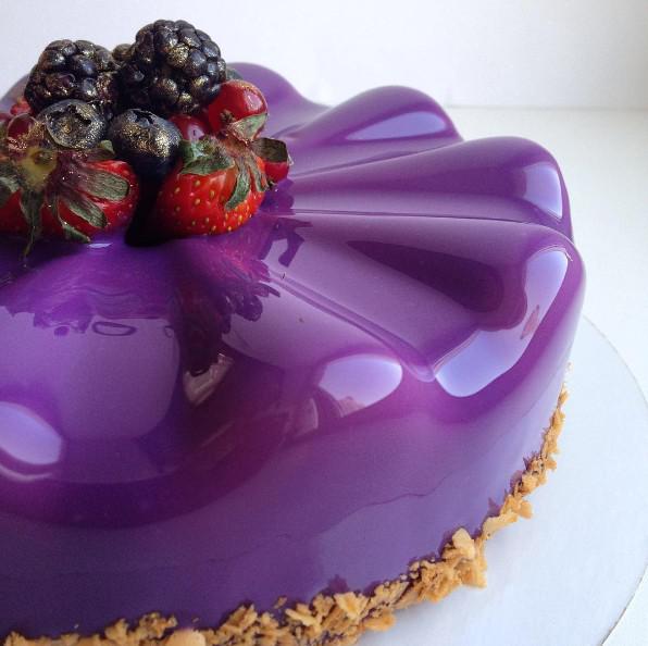  Autors: 100 A Meistarīga konditore radījusi kūkas, kuras ir pārāk ideālas, lai ēstu. Recepte!