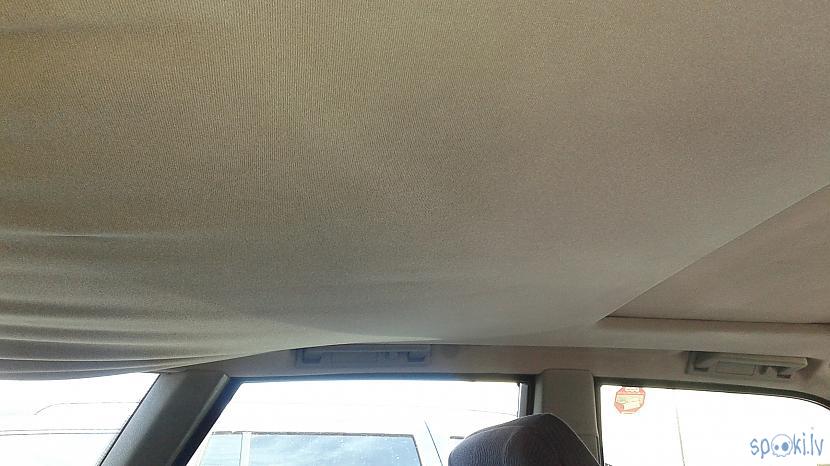 Tāds izkatījās jumts scaronis... Autors: 76martini Remontējam paši autiņam salonā nokārušos auduma jumtu.
