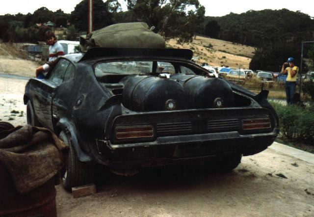 nbsp nbspScarono... Autors: Laciz Svarīgākā kino automašīna - Mad Max!