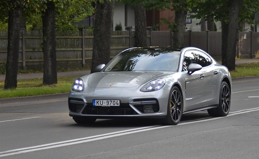 Porsche 971 Panamera Turbo S... Autors: LGPZLV Dārgas mašīnas uz Latvijas ceļiem. 2017 #10