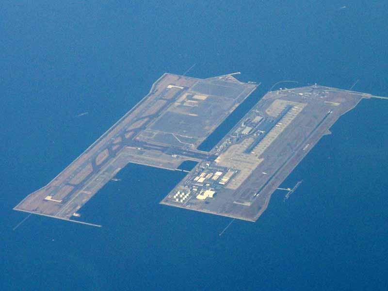 Kansai lidosta JapānaKansai... Autors: Bauskas Motormuzejs Neparastas pasaules lidostas! (3. daļa)