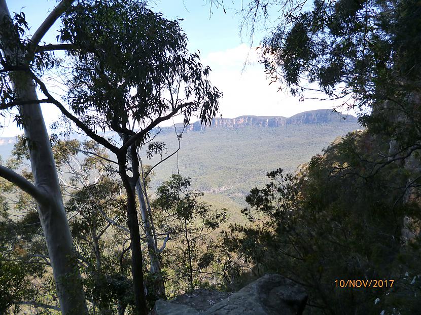  Autors: turistsr@speles Zilie kalni, Sidneja.