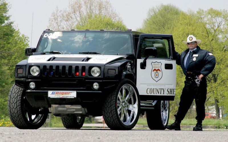 Hummer H2 ASVKāds Teksasas... Autors: Charged 40 Interesantākie policijas auto pasaulē.