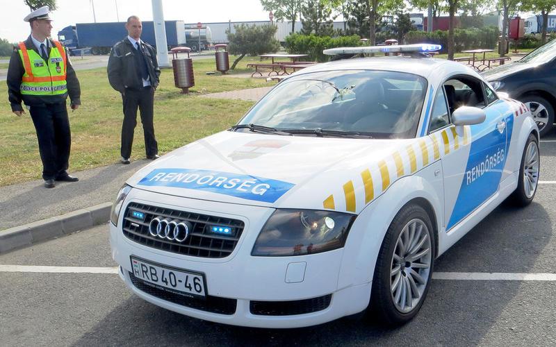 Audi TT UngārijaKad tirgū... Autors: Charged 40 Interesantākie policijas auto pasaulē.