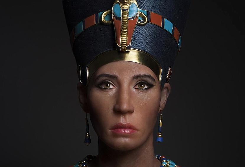  Autors: Zigzig Atjaunota senās Ēģiptes karalienes Nefertiti seja