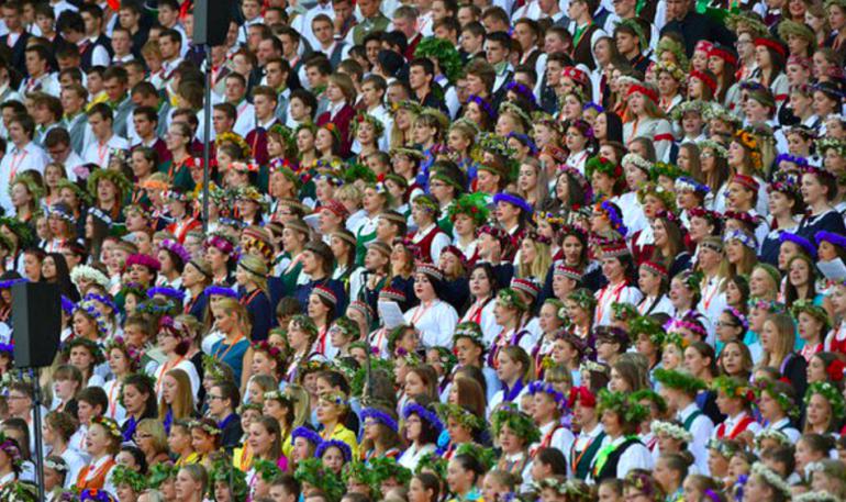 Noslēguma koncertā... Autors: 100 A 21 iemesls, kāpēc Latvijas simtgades Dziesmu un Deju svētki būs īpaši!