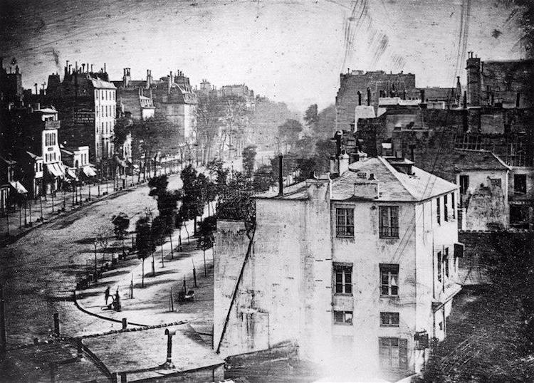 Parīze 1839 g Vai varat atrast... Autors: Lestets Mūsdienu lielāko pilsētu pirmās fotogrāfijas