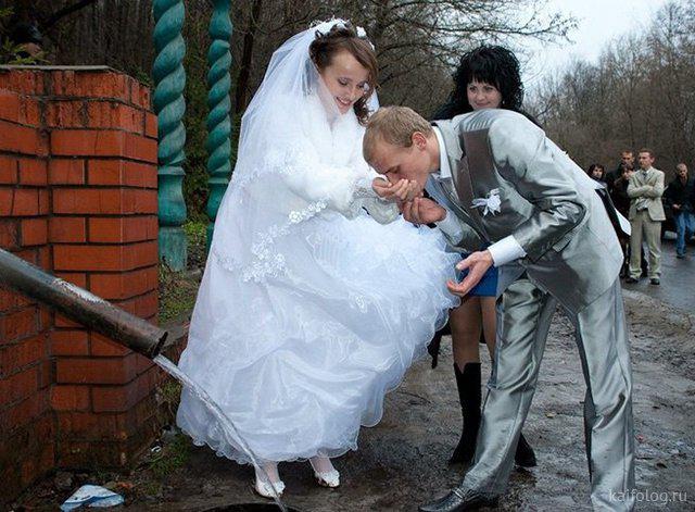Mirklis pie vietējās laimes... Autors: Latvian Revenger Tu neesi bijis kāzās, ja neesi bijis krievu kāzās!
