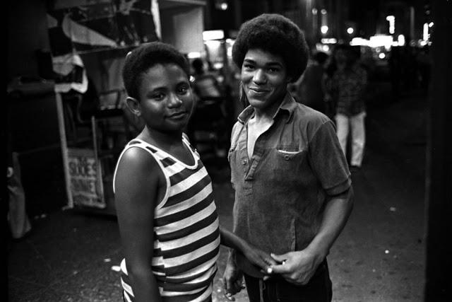 Foto Stephen ShamesDivi zēni... Autors: Lestets Mazgadīgās prostitūtas no Taimskvēra 1970-tajos
