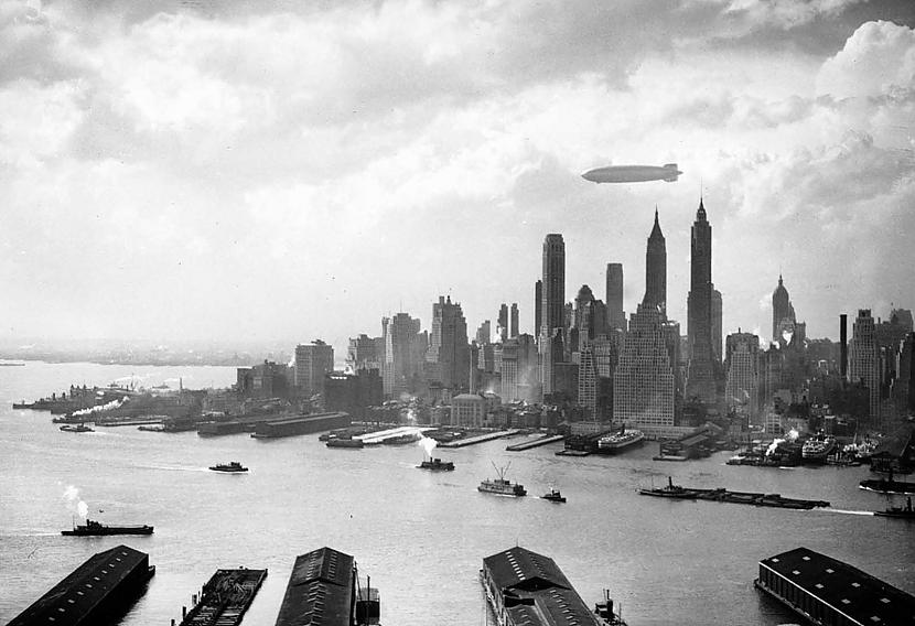 Hindenburgs pēdējā lidojumā... Autors: Lestets Hindenburga katastrofa 1937. g.